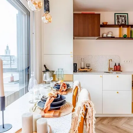 Nest - Your Cosy Penthouse Apartment *