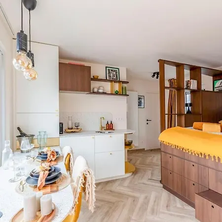 Nest - Your Cosy Penthouse Διαμέρισμα Οστένδη