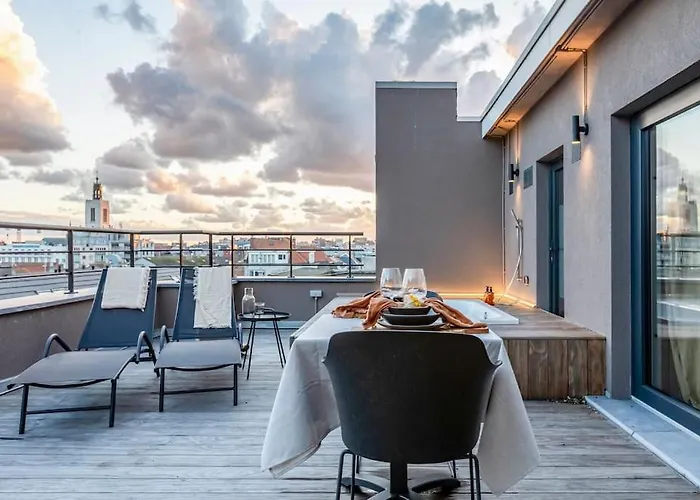 Nest - Your Cosy Penthouse Διαμέρισμα Οστένδη