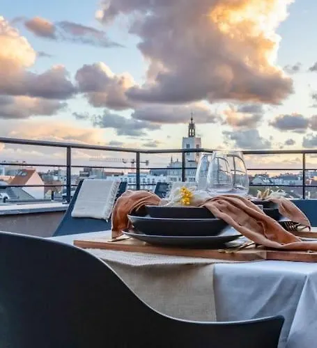 Nest - Your Cosy Penthouse Apartment *