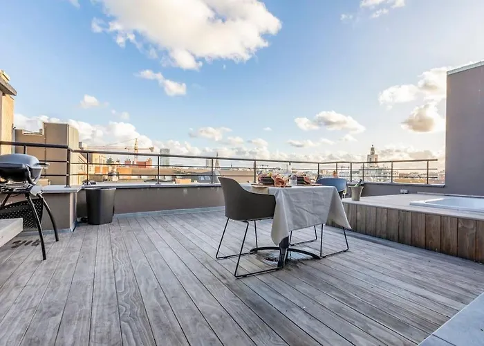 Nest - Your Cosy Penthouse *