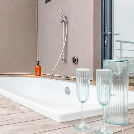 Nest - Your Cosy Penthouse أوستيند